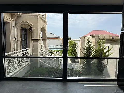 Satılır 6 otaqlı həyət evi 450 m²