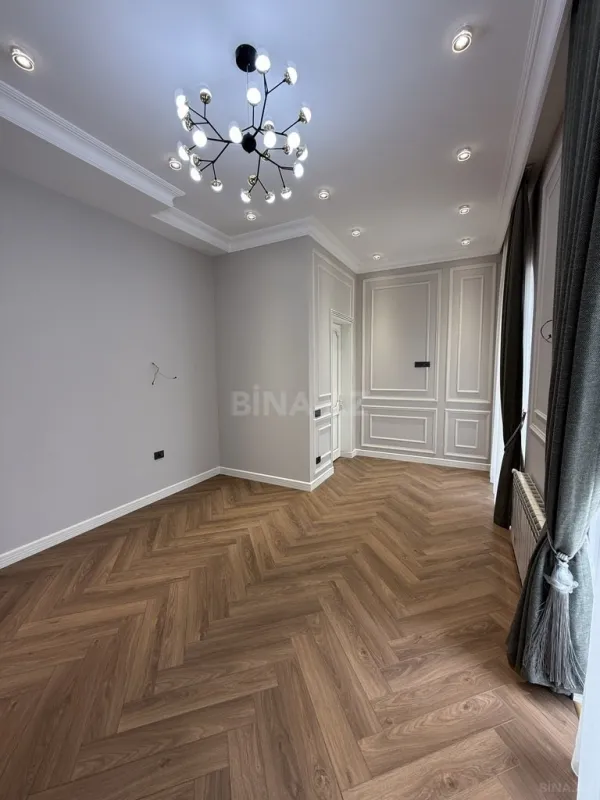 Satılır 6 otaqlı həyət evi 450 m²