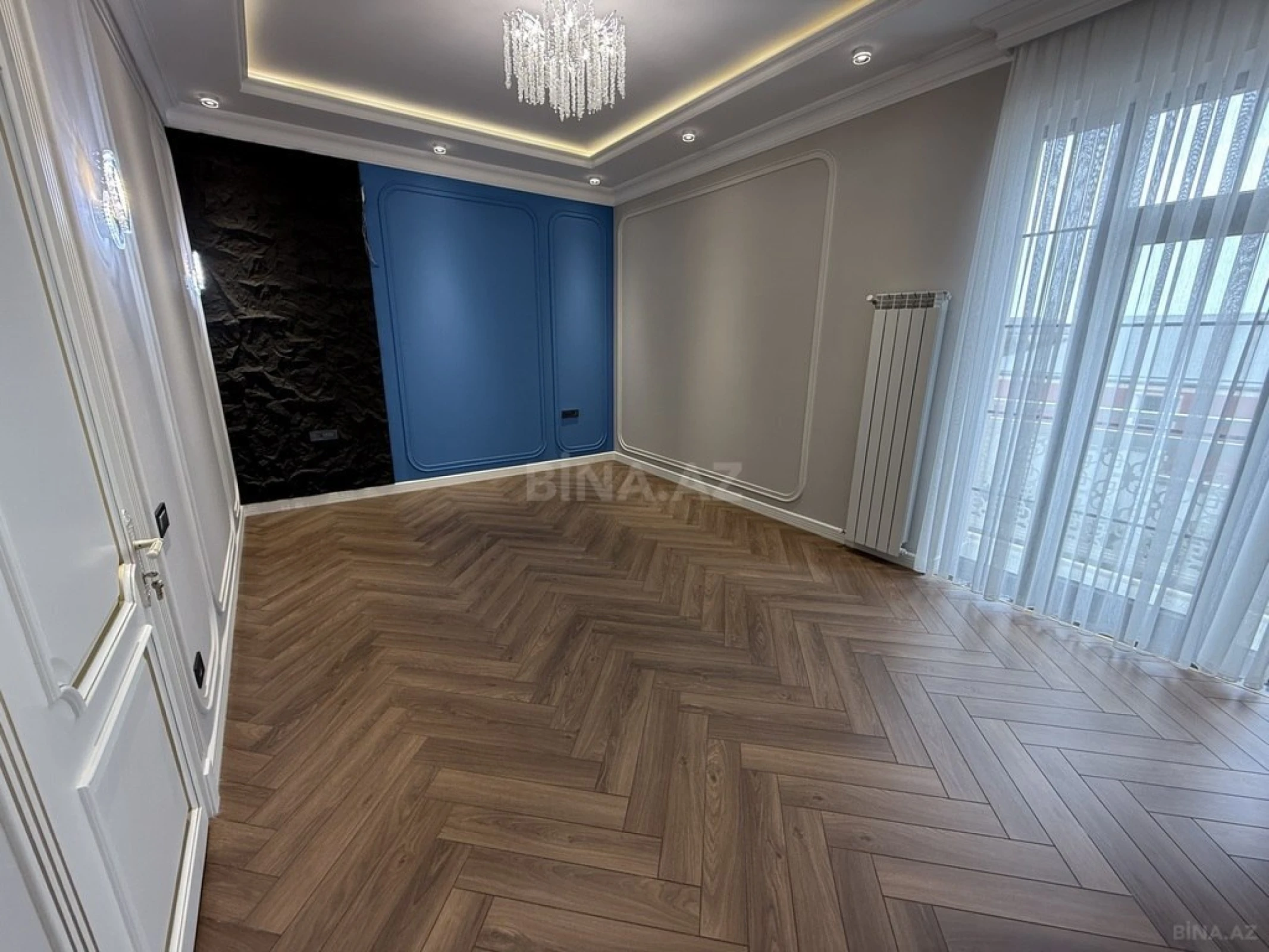 Satılır 6 otaqlı həyət evi 450 m²