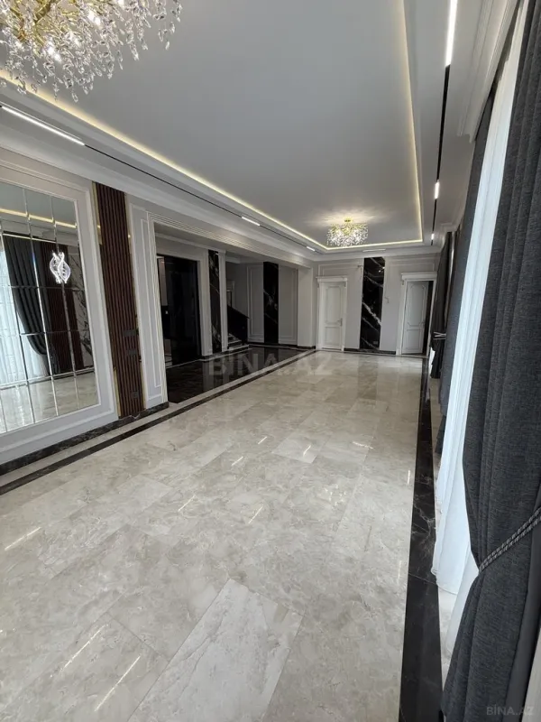Satılır 6 otaqlı həyət evi 450 m²