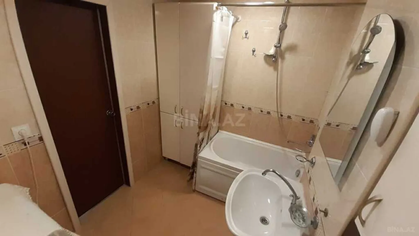 Kirayə verilir 3 otaqlı mənzil 95 m²