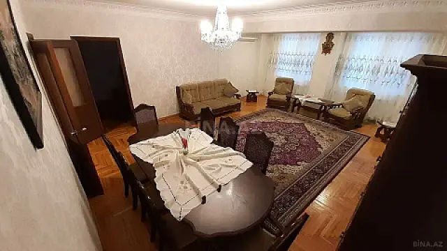 Kirayə verilir 3 otaqlı mənzil 95 m²