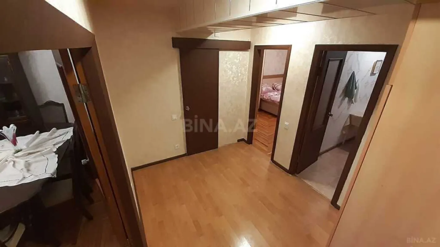 Kirayə verilir 3 otaqlı mənzil 95 m²