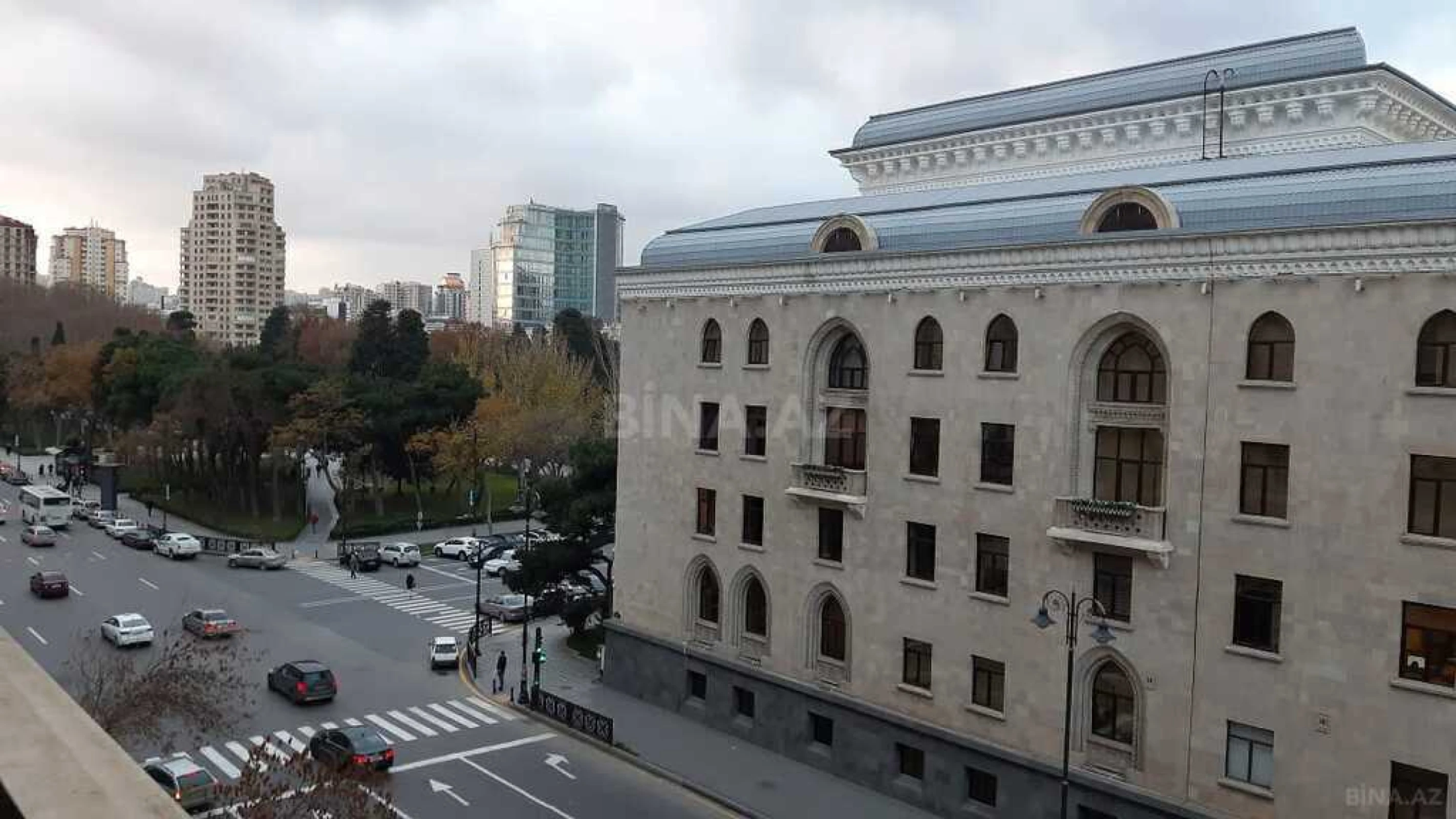 Kirayə verilir 3 otaqlı mənzil 95 m²