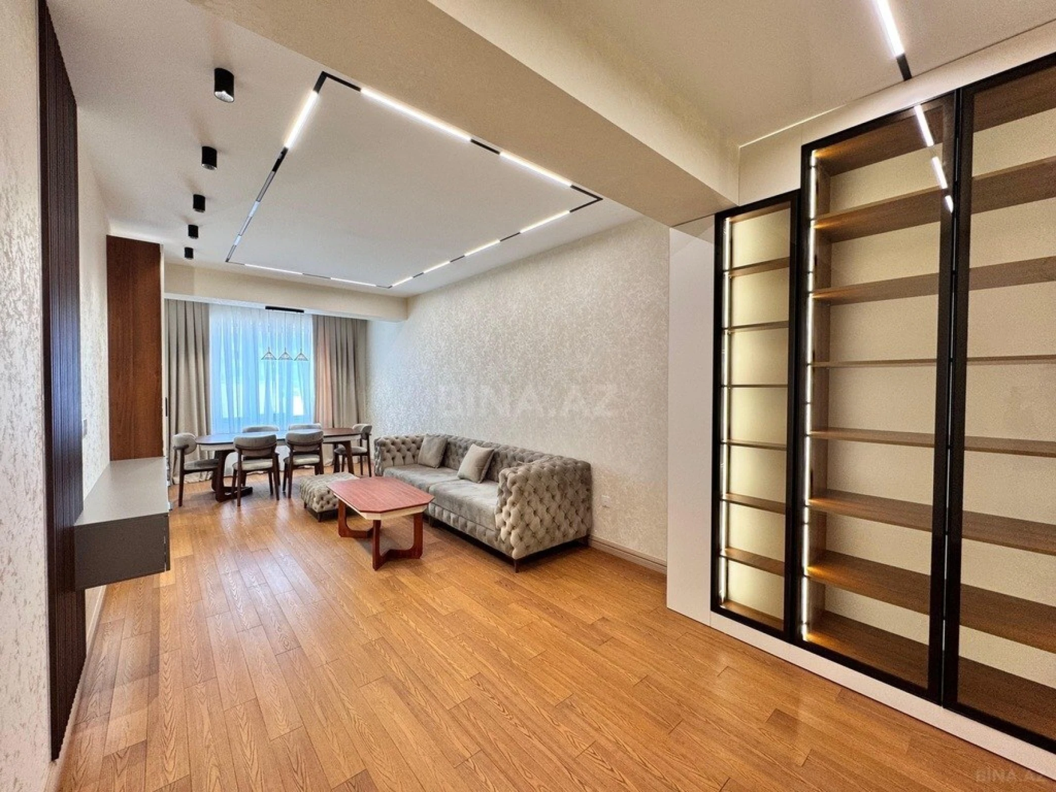 Satılır 3 otaqlı mənzil 145 m²