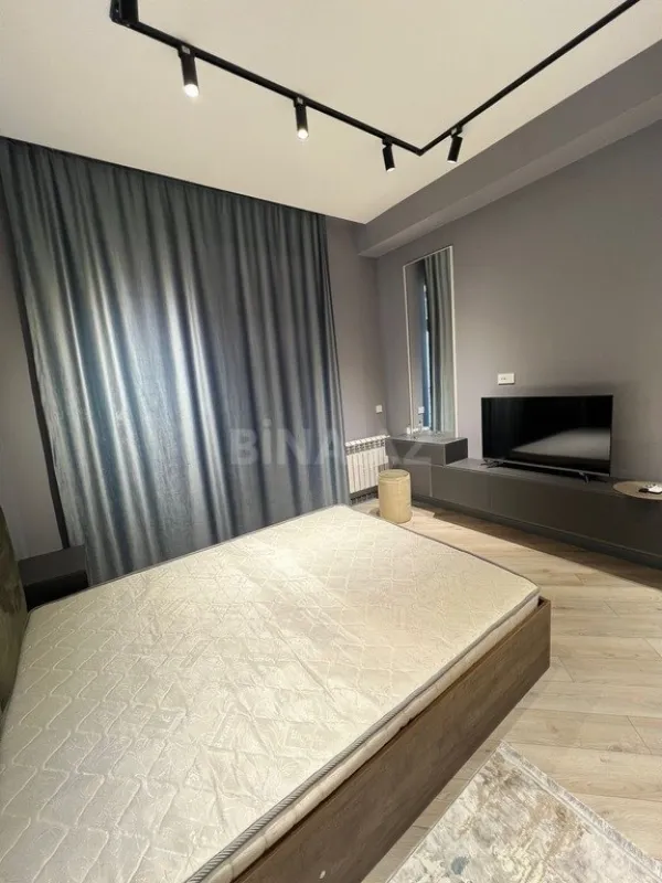 Kirayə verilir 2 otaqlı mənzil 80 m²