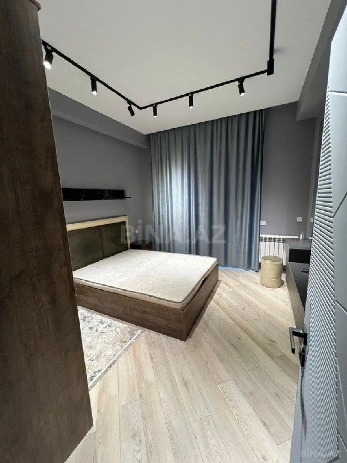 Kirayə verilir 2 otaqlı mənzil 80 m²