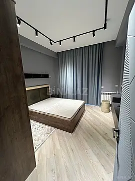 Kirayə verilir 2 otaqlı mənzil 80 m²