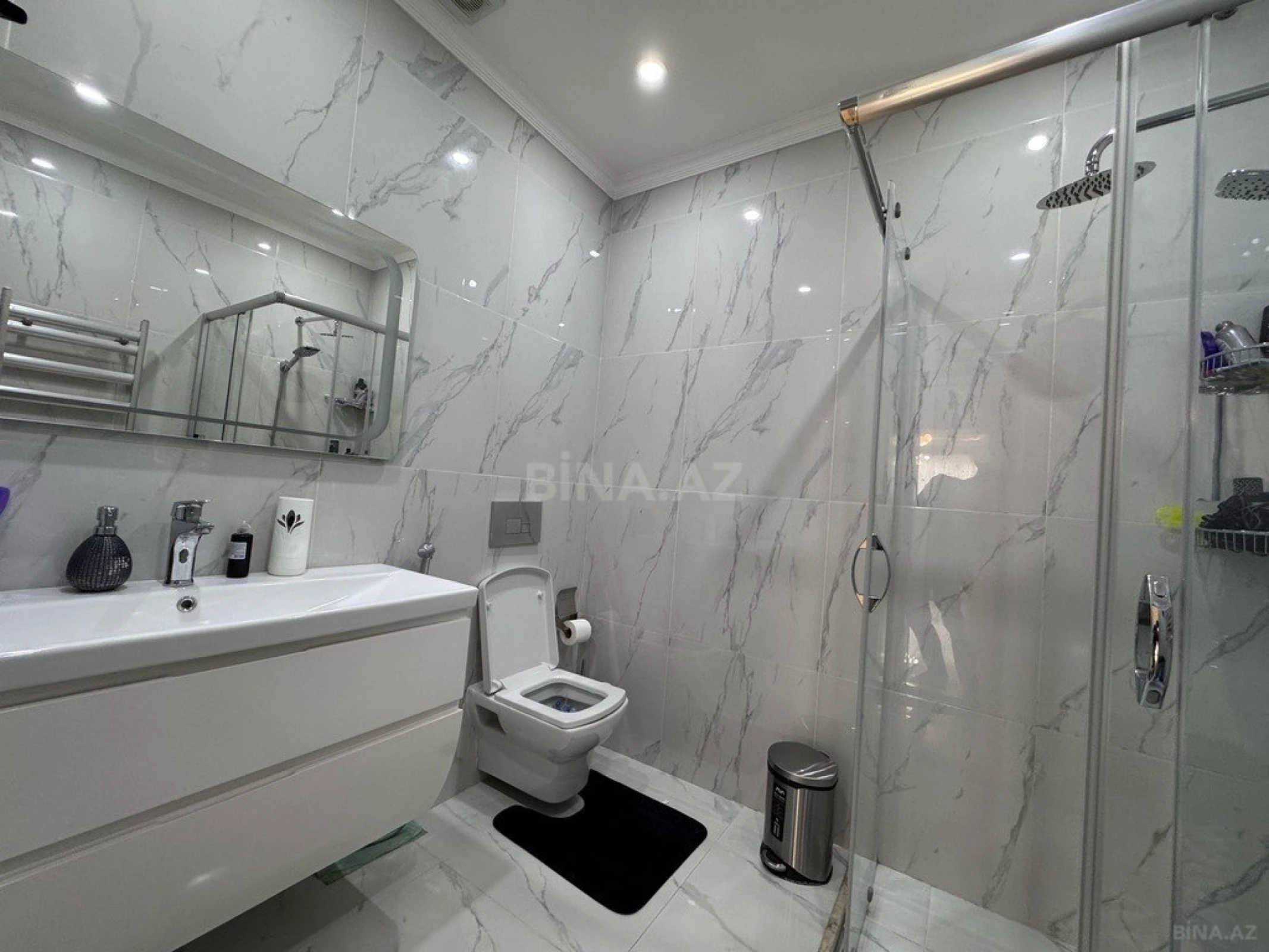 Kirayə verilir 3 otaqlı mənzil 125 m²