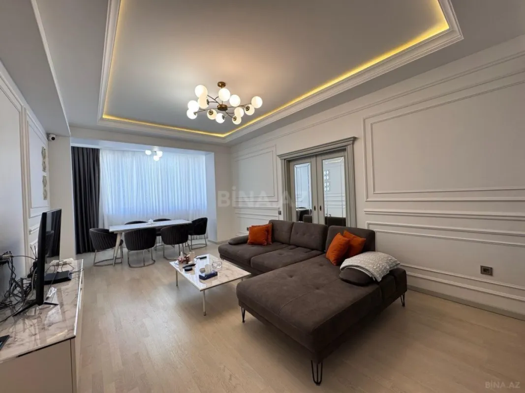 Kirayə verilir 3 otaqlı mənzil 125 m²