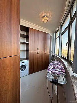 Kirayə verilir 3 otaqlı mənzil 175 m²