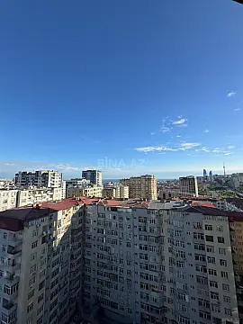 Kirayə verilir 3 otaqlı mənzil 175 m²
