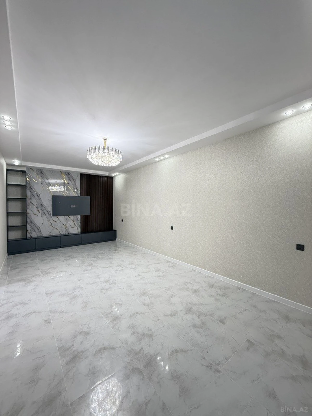 Satılır 4 otaqlı həyət evi 165 m²