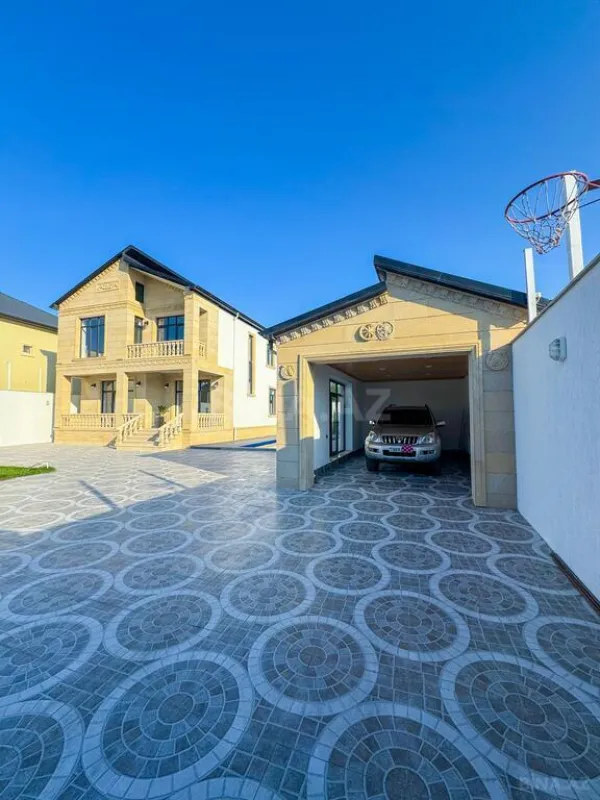 Satılır 4 otaqlı həyət evi 220 m²
