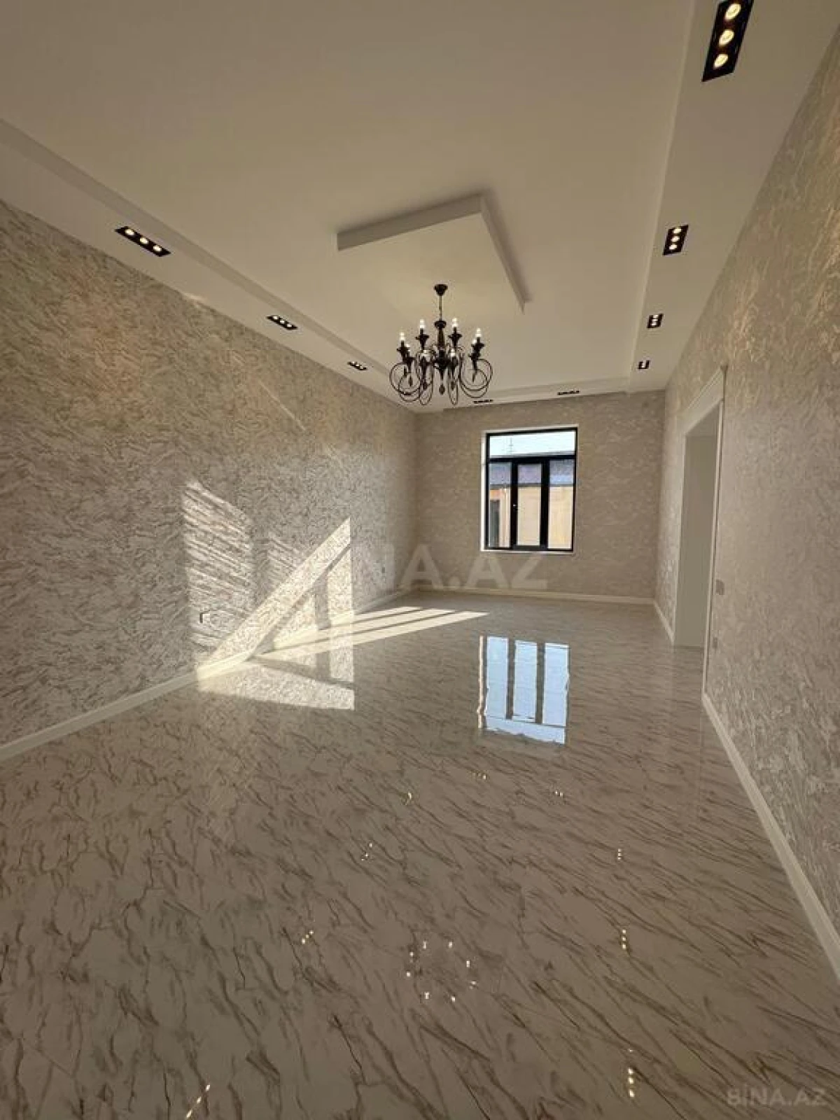 Satılır 4 otaqlı həyət evi 220 m²