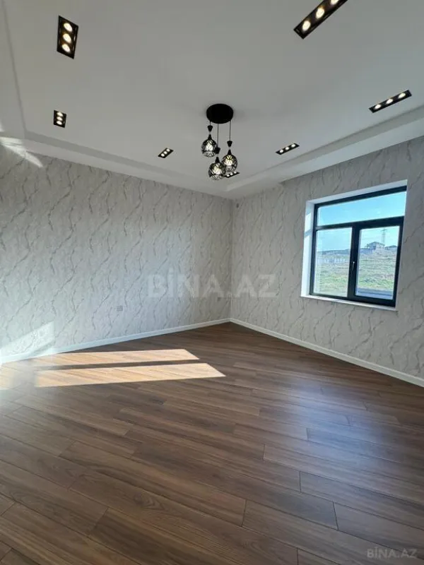 Satılır 4 otaqlı həyət evi 220 m²