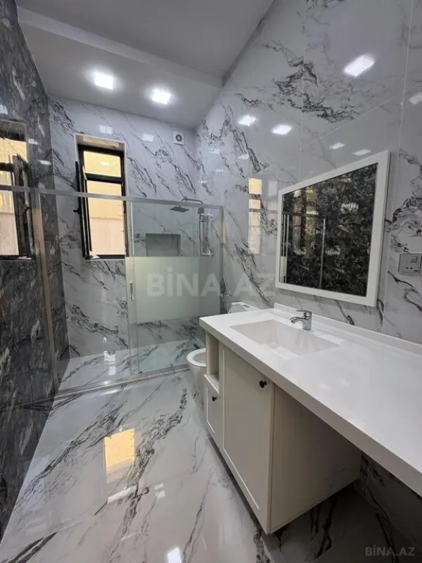 Satılır 4 otaqlı həyət evi 220 m²