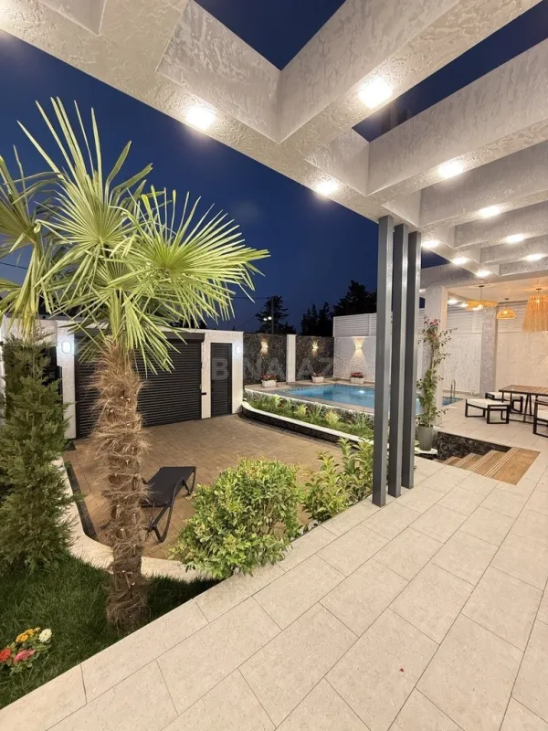 Satılır 4 otaqlı həyət evi 155 m²