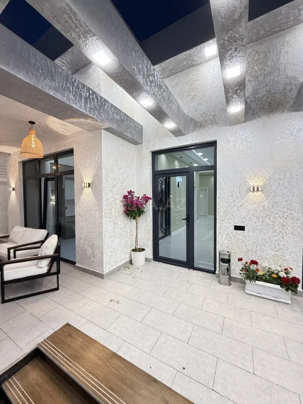 Satılır 4 otaqlı həyət evi 155 m²