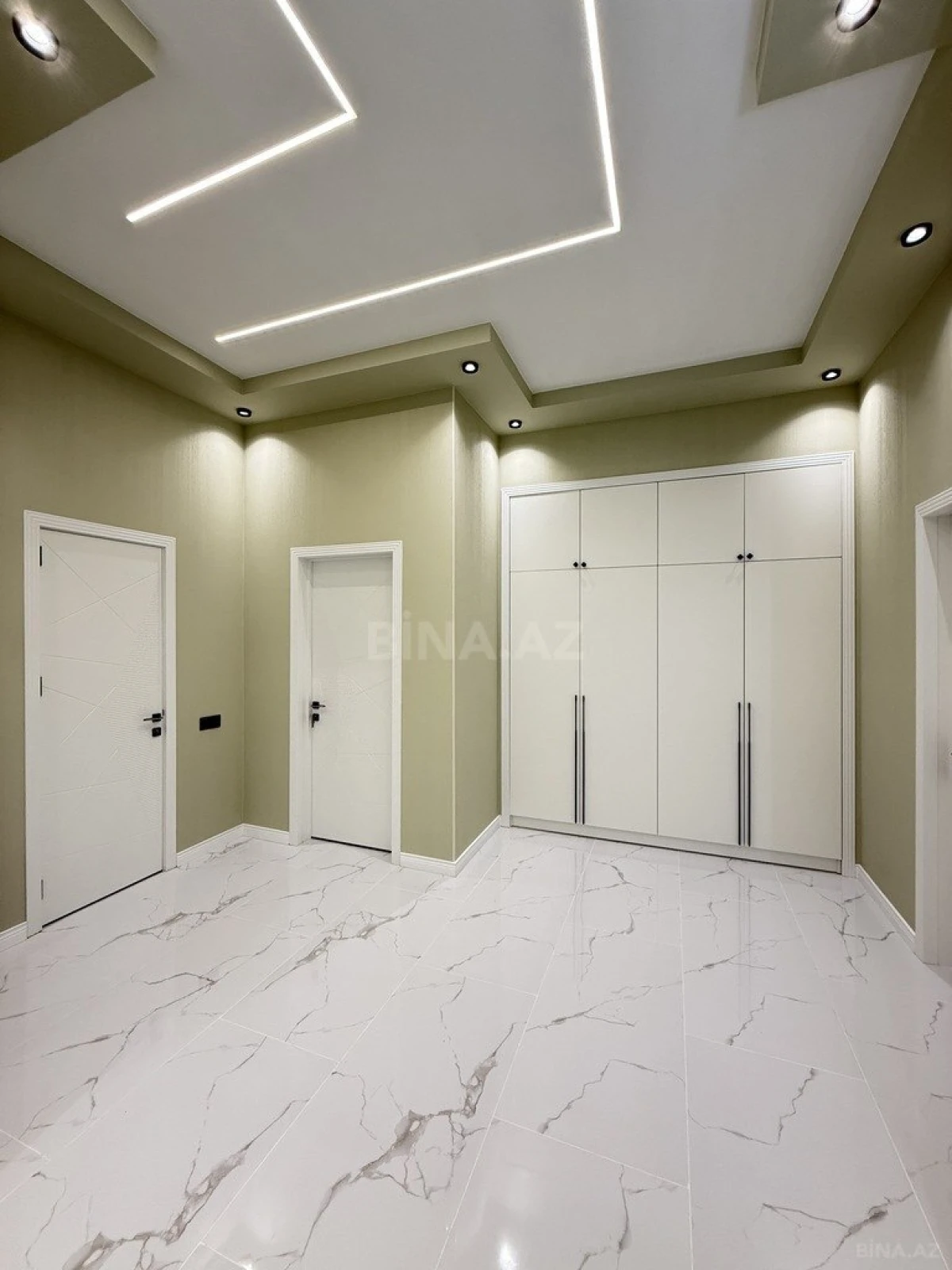 Satılır 4 otaqlı həyət evi 155 m²