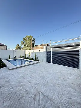 Satılır 4 otaqlı həyət evi 130 m²