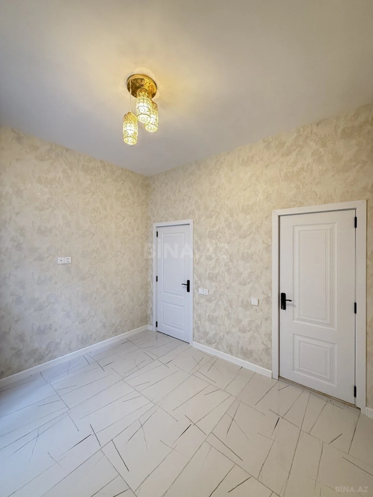 Satılır 4 otaqlı həyət evi 130 m²