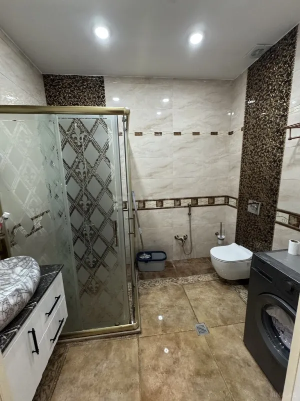 Satılır 3 otaqlı mənzil 115 m²
