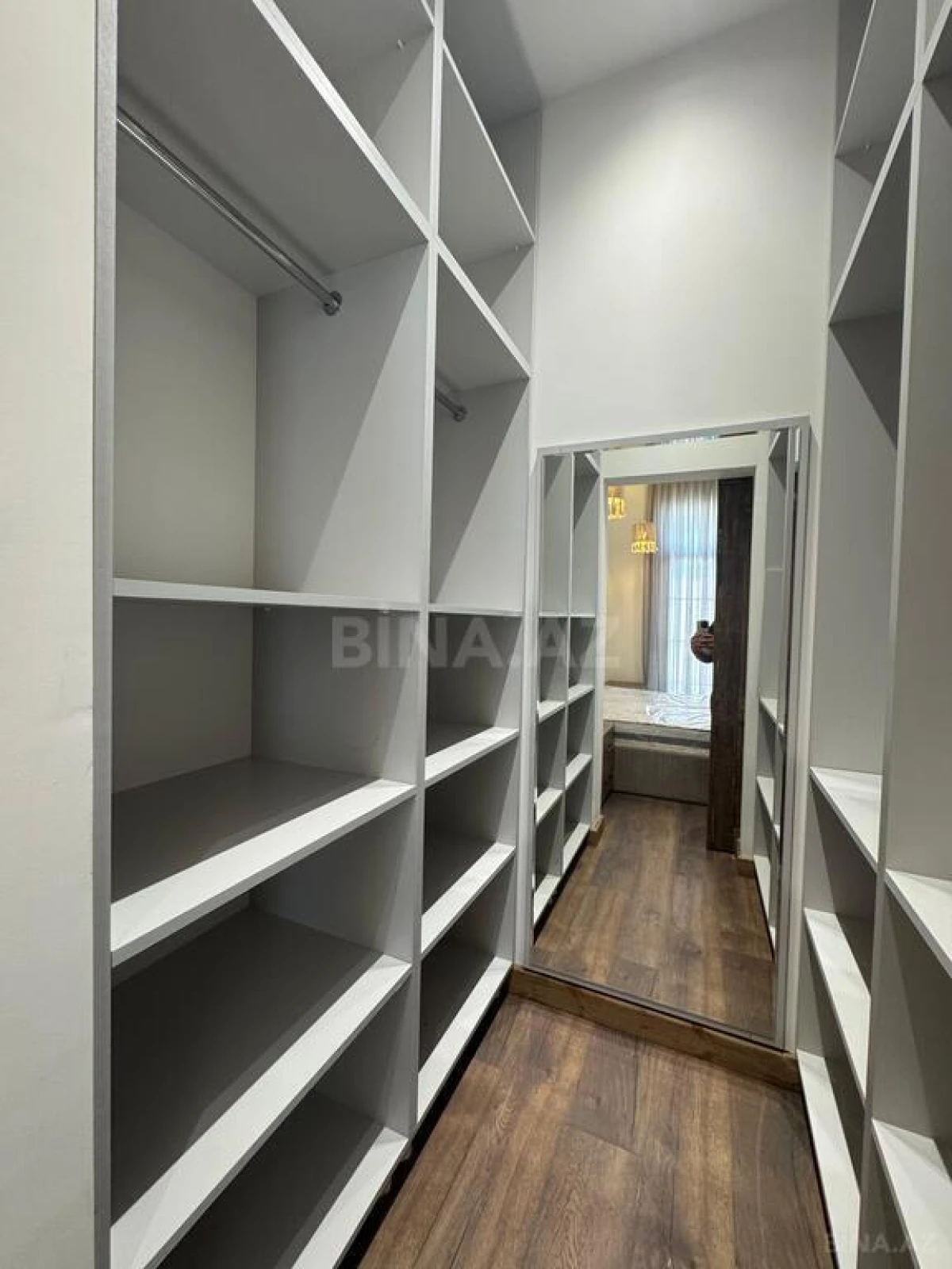 Satılır 4 otaqlı həyət evi 200 m²