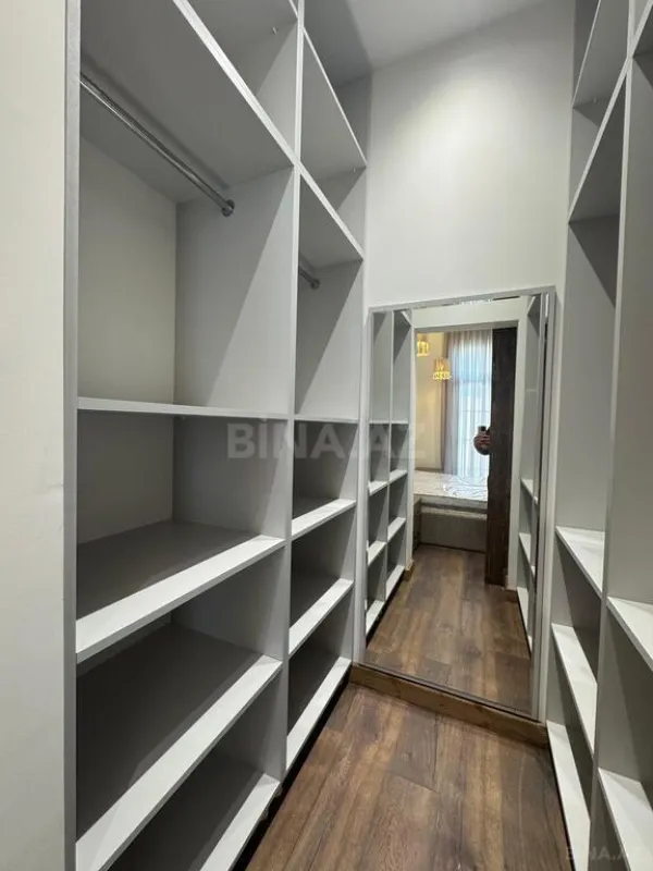 Satılır 4 otaqlı həyət evi 200 m²