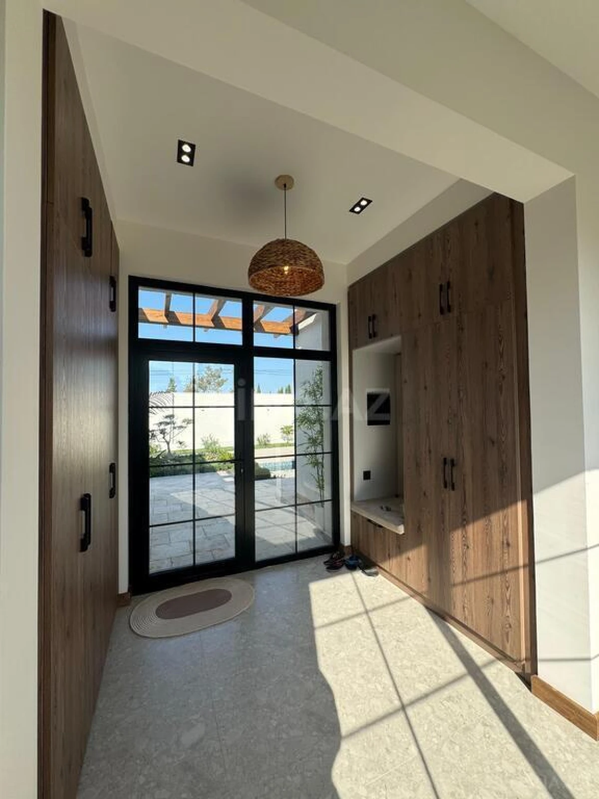 Satılır 4 otaqlı həyət evi 200 m²