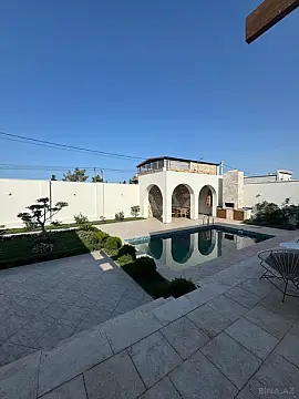 Satılır 4 otaqlı həyət evi 200 m²
