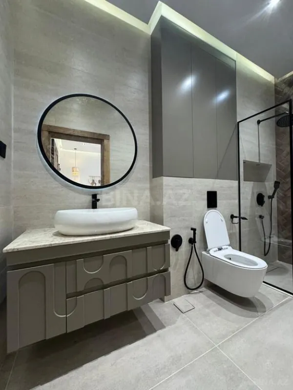 Satılır 4 otaqlı həyət evi 200 m²