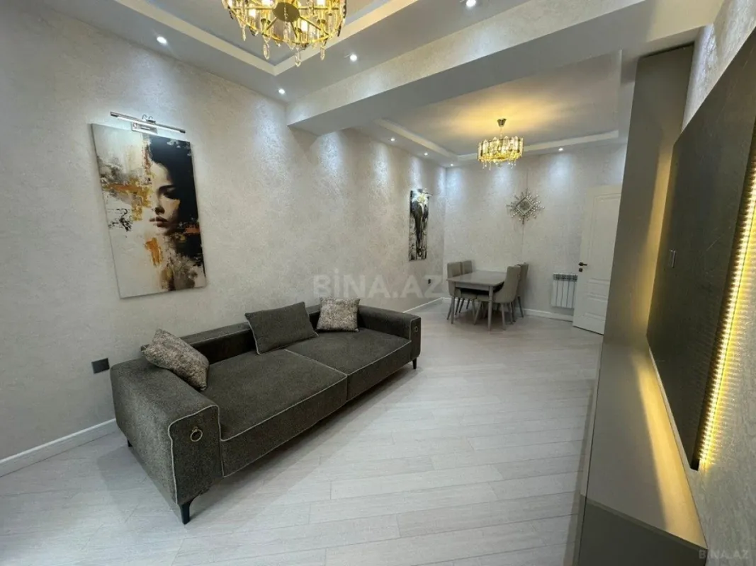 Satılır 2 otaqlı mənzil 68 m²