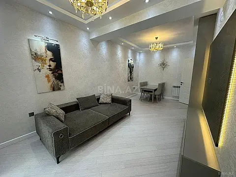 Satılır 2 otaqlı mənzil 68 m²