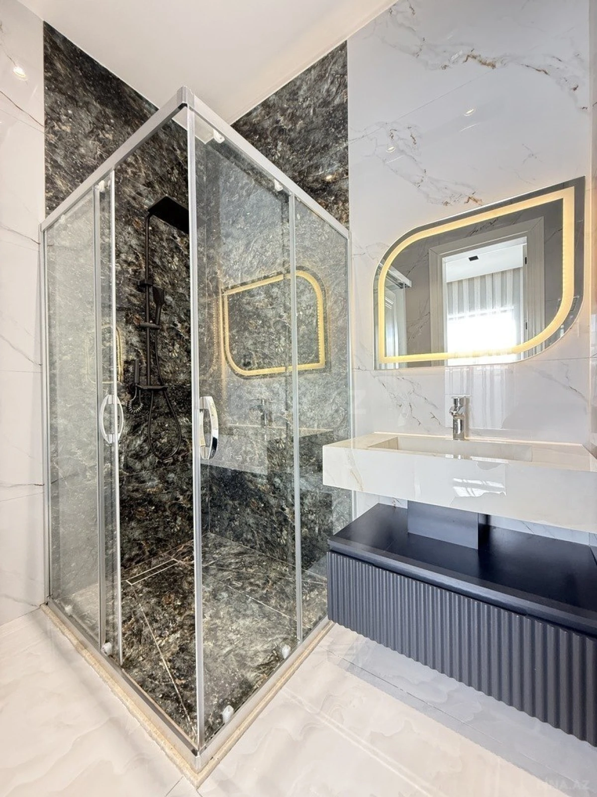 Satılır 4 otaqlı həyət evi 155 m²