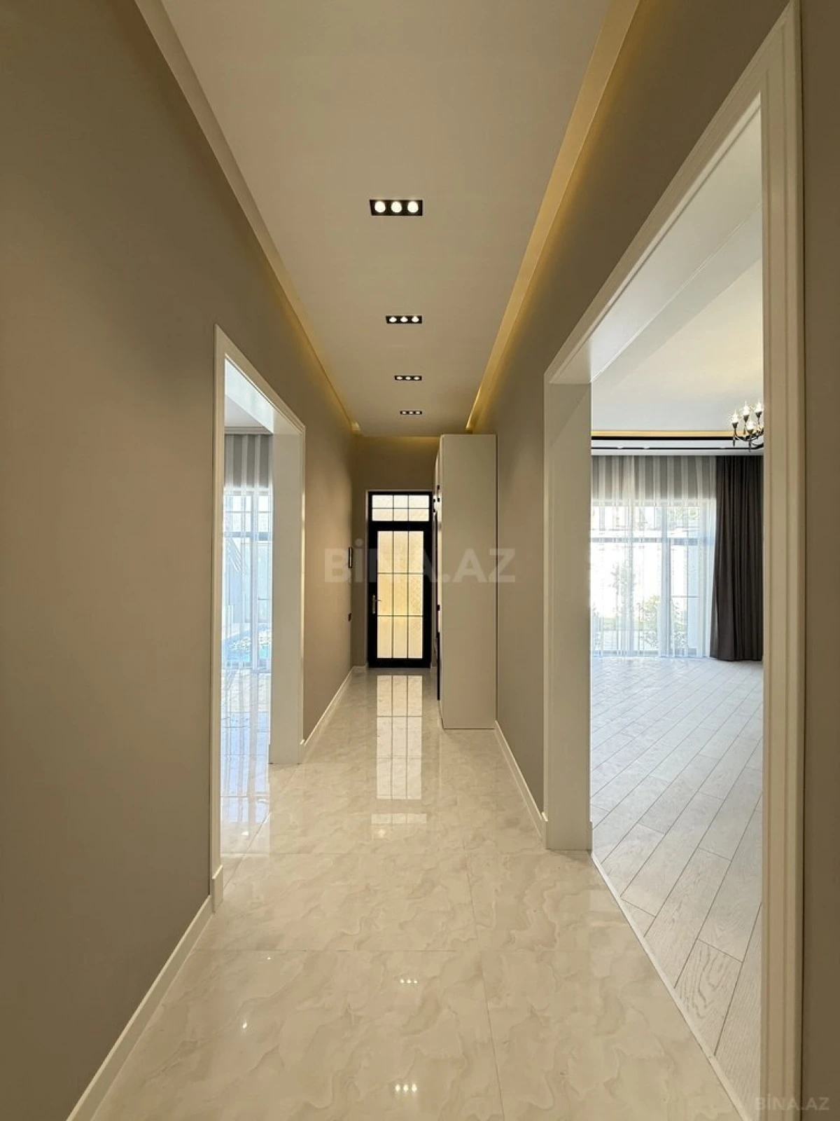 Satılır 4 otaqlı həyət evi 155 m²