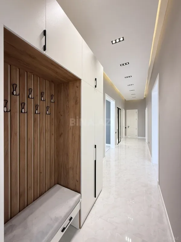 Satılır 4 otaqlı həyət evi 155 m²