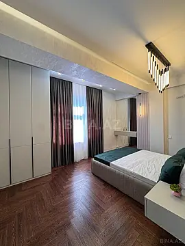 Satılır 3 otaqlı mənzil 101 m²