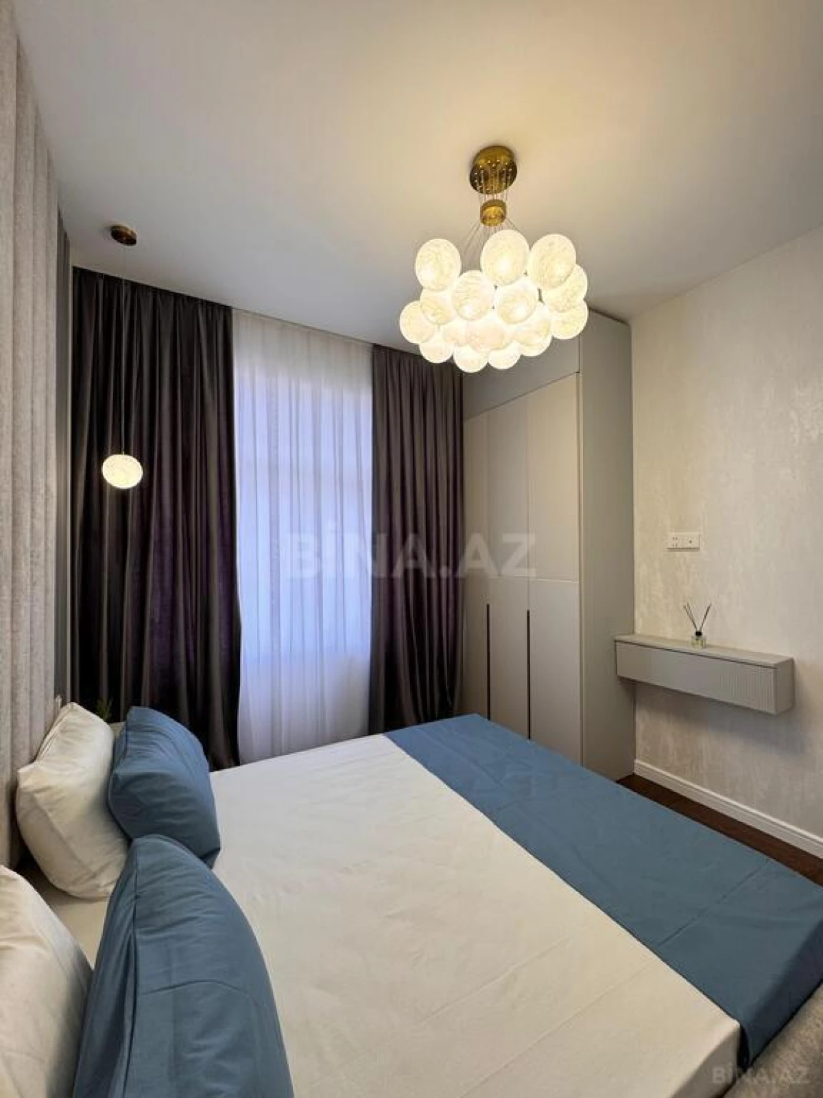 Satılır 3 otaqlı mənzil 101 m²