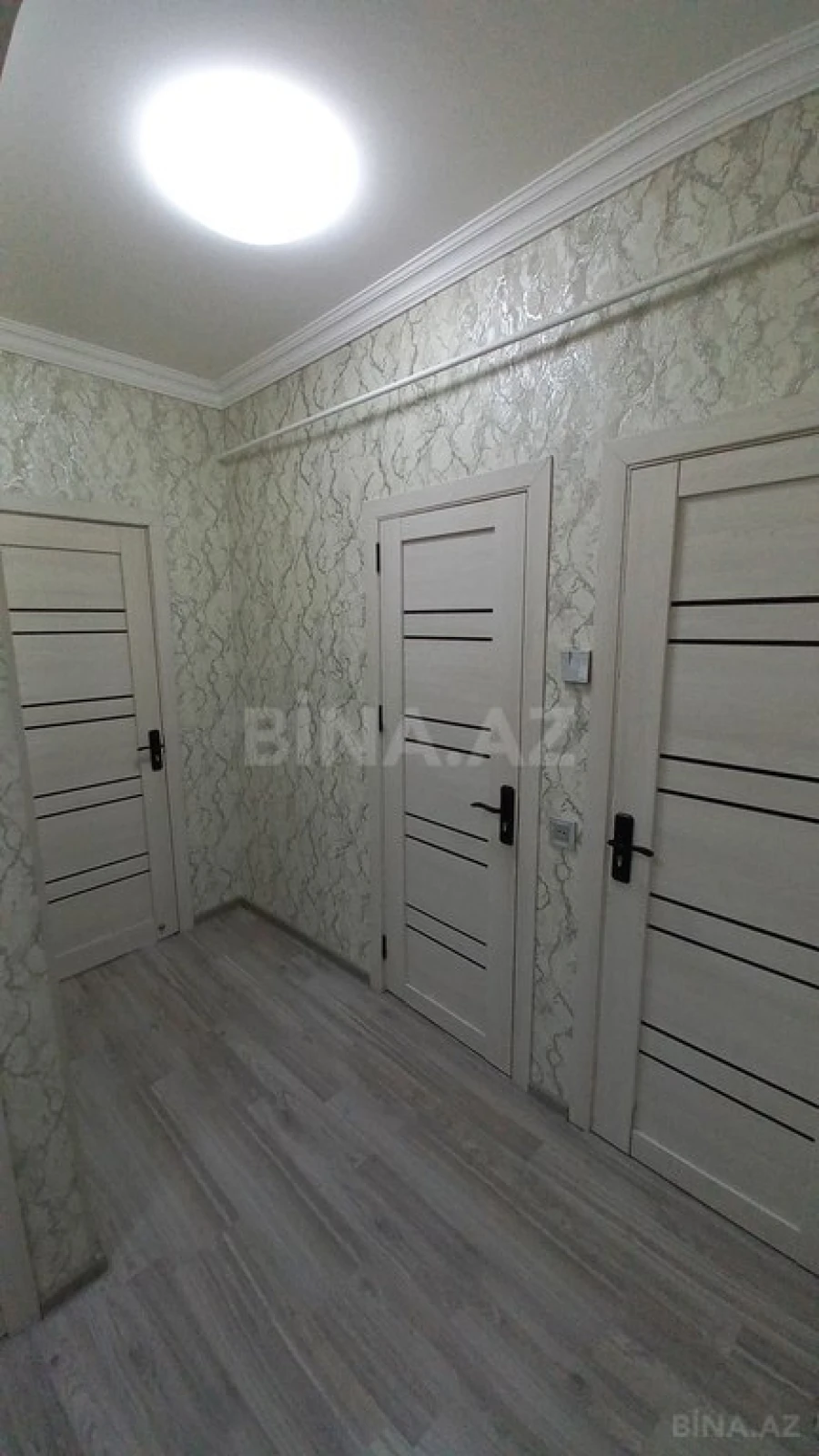 Satılır 2 otaqlı mənzil 65 m²