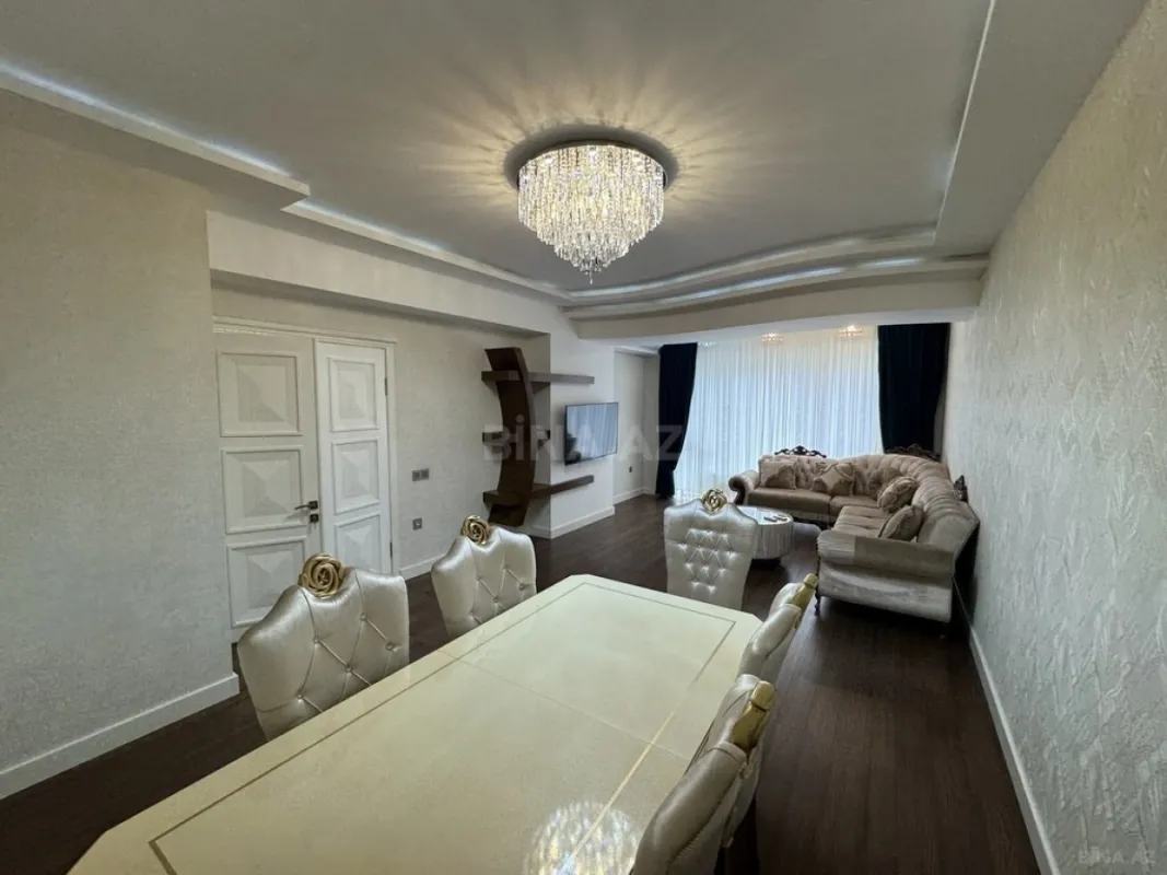 Kirayə verilir 2 otaqlı mənzil 96 m²