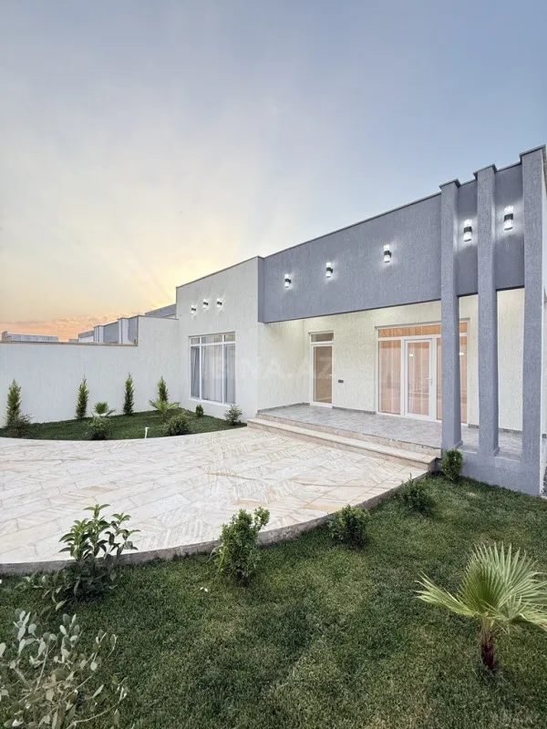 Satılır 4 otaqlı həyət evi 140 m²