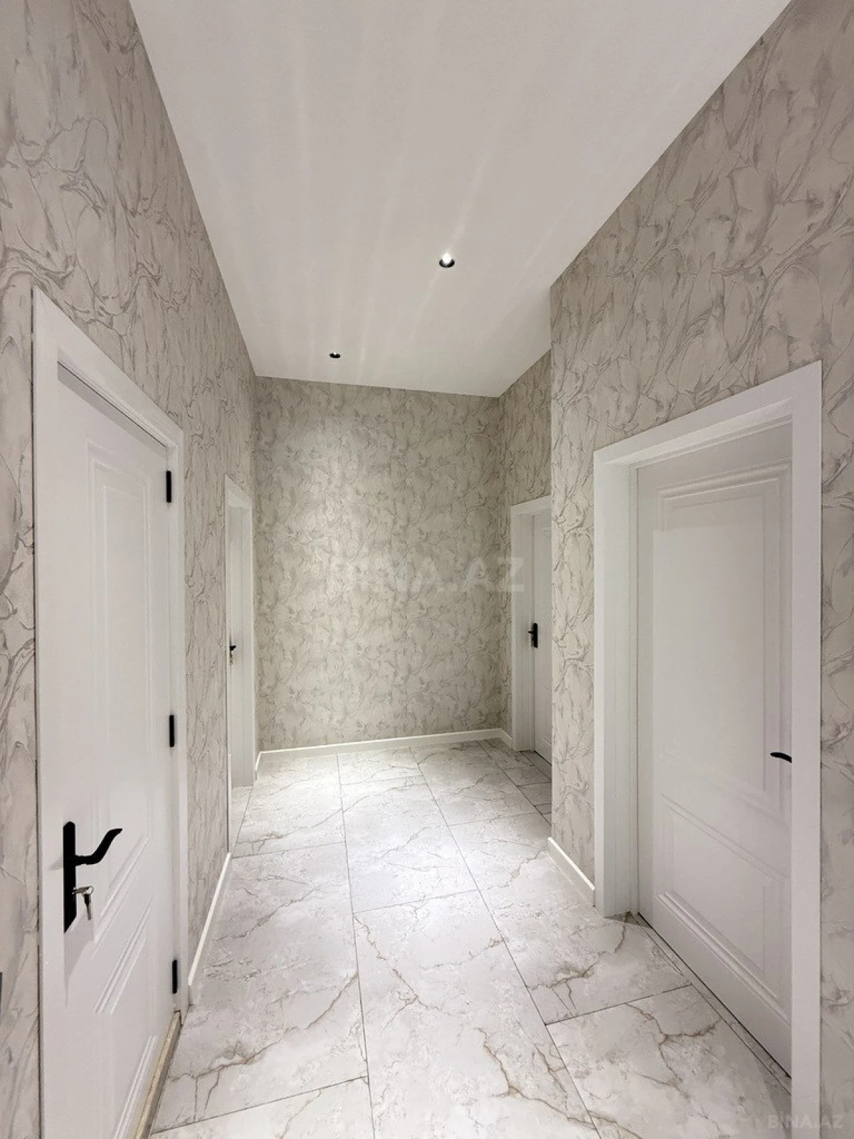 Satılır 4 otaqlı həyət evi 140 m²