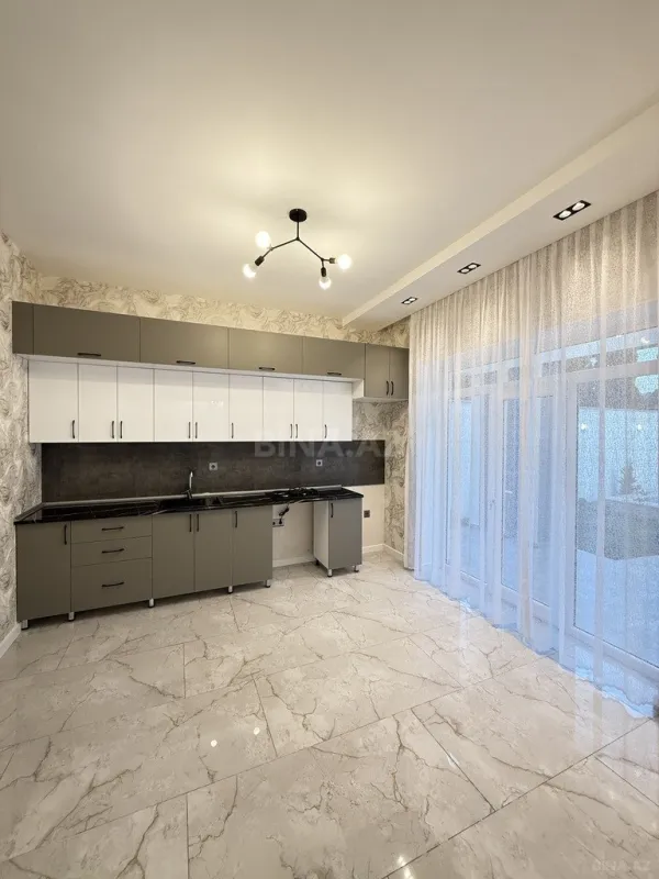 Satılır 4 otaqlı həyət evi 140 m²