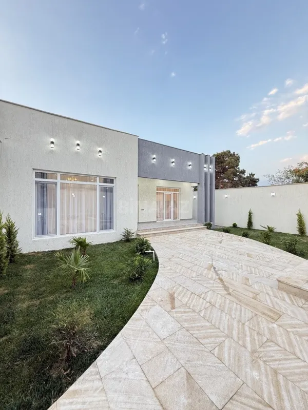 Satılır 4 otaqlı həyət evi 140 m²