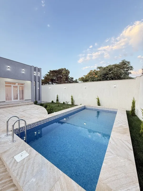 Satılır 4 otaqlı həyət evi 140 m²