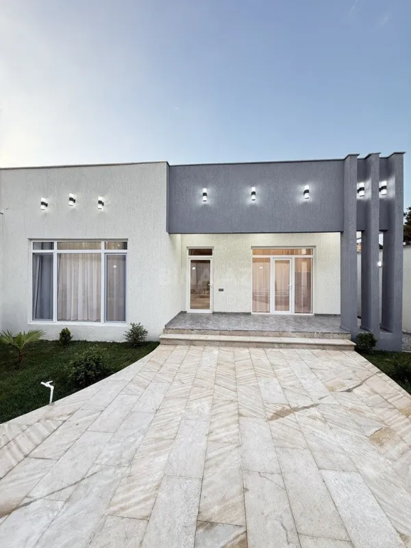 Satılır 4 otaqlı həyət evi 140 m²