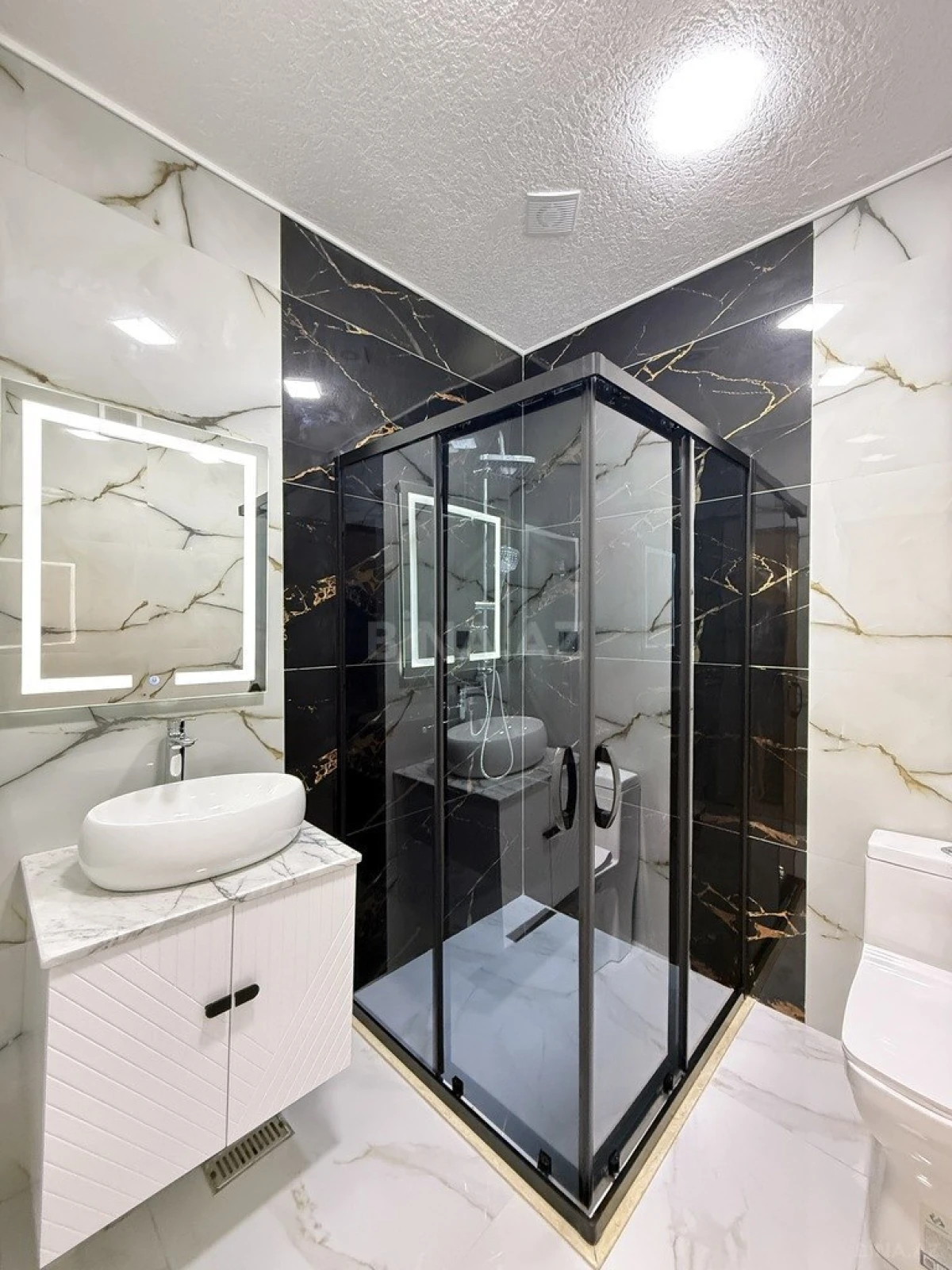 Satılır 4 otaqlı həyət evi 140 m²