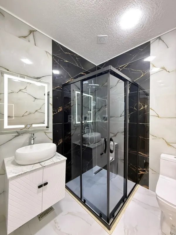 Satılır 4 otaqlı həyət evi 140 m²