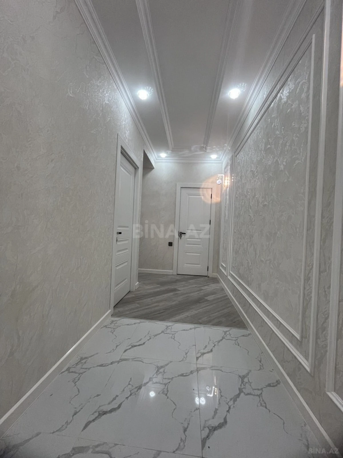 Satılır 2 otaqlı mənzil 54 m²